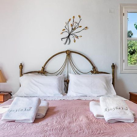 Skopelos Amigdalia Cottage ภายนอก รูปภาพ