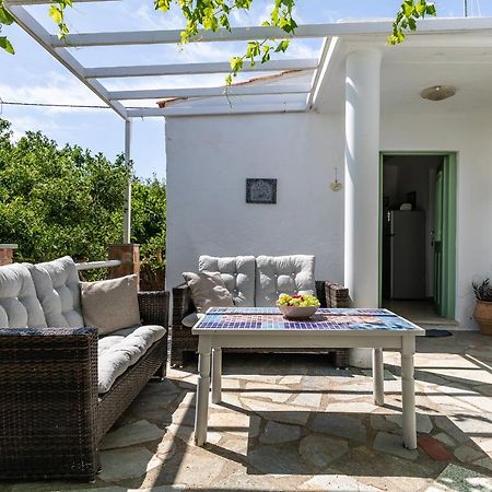 Skopelos Amigdalia Cottage ภายนอก รูปภาพ