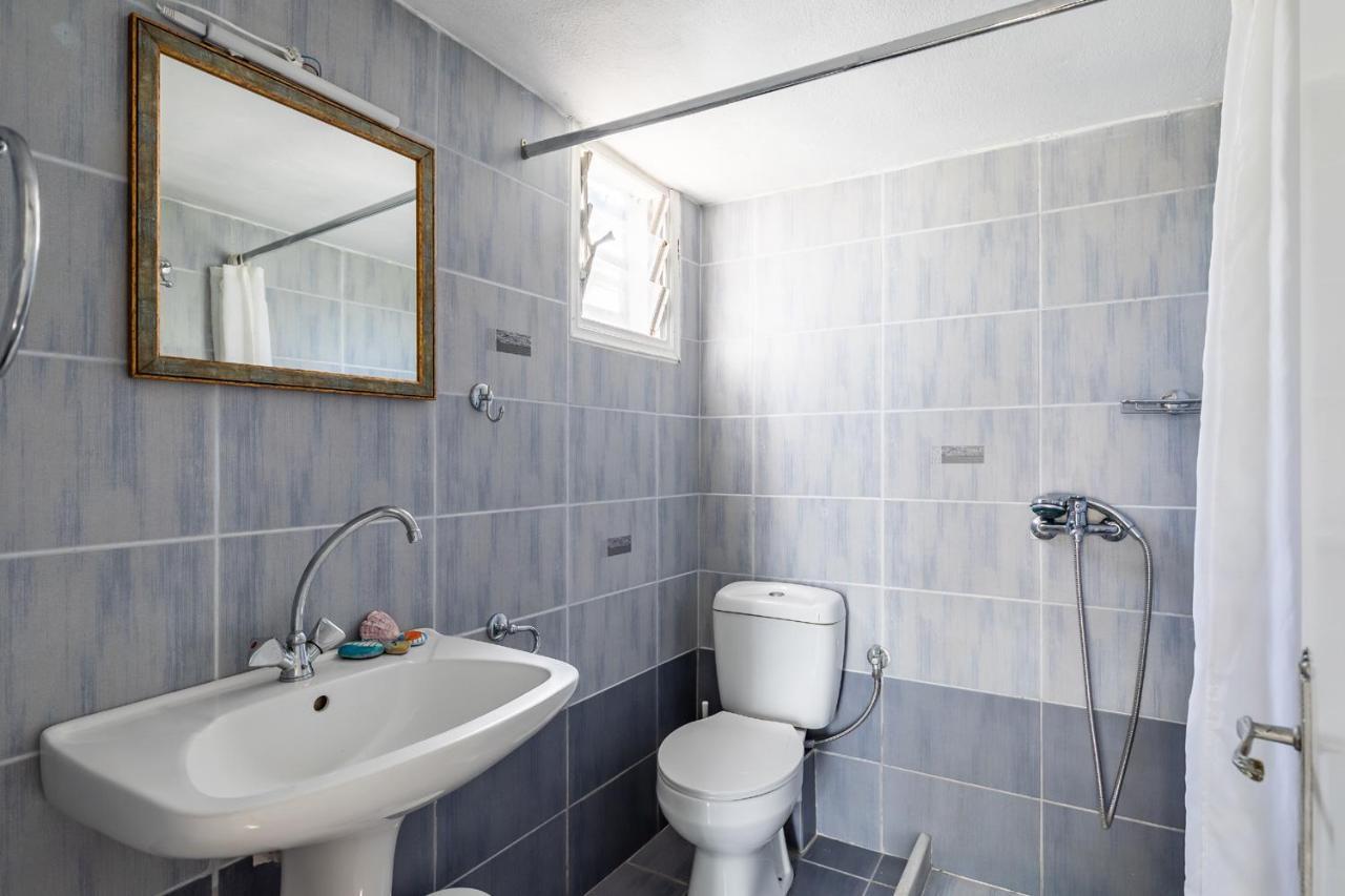 Skopelos Amigdalia Cottage ภายนอก รูปภาพ