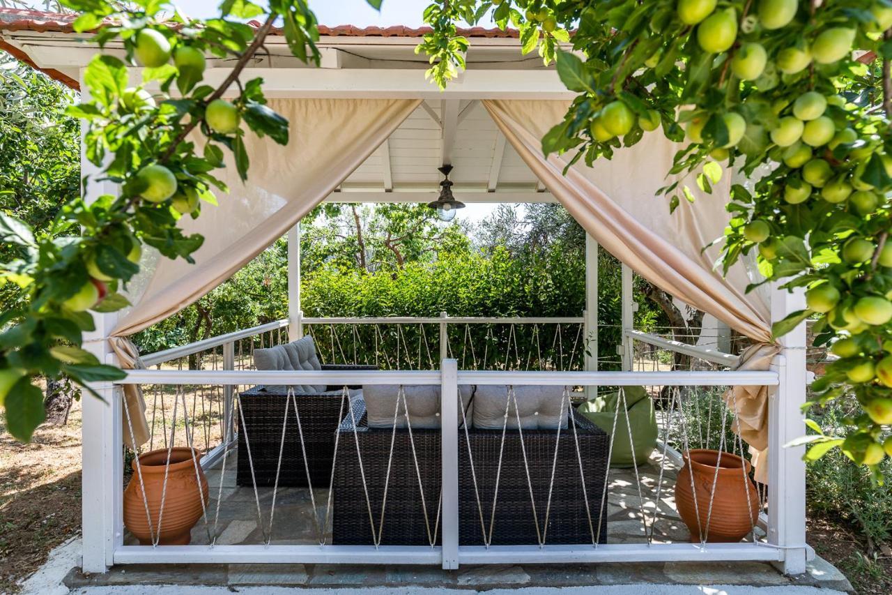 Skopelos Amigdalia Cottage ภายนอก รูปภาพ
